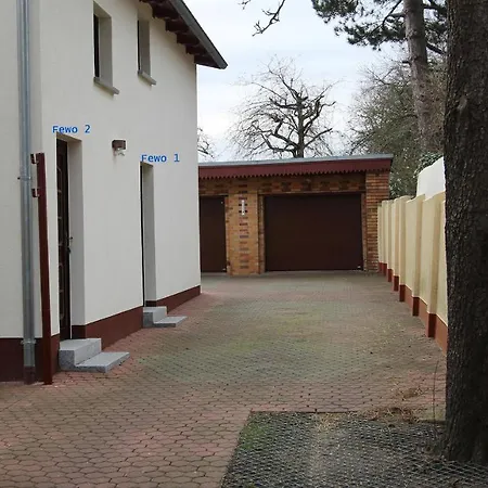 Haus Ingeborg Ferienwohnung 01 * Kuehlungsborn